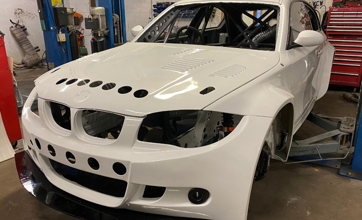 RACE CAR